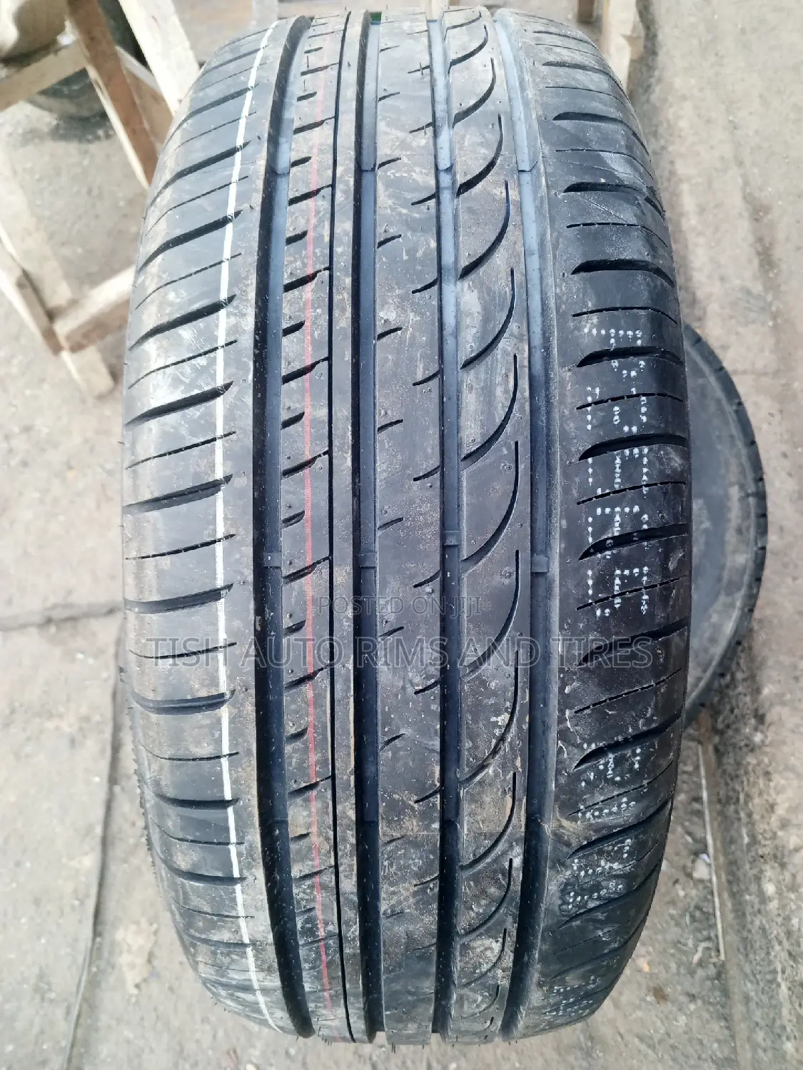 215/55r17 Transforce
