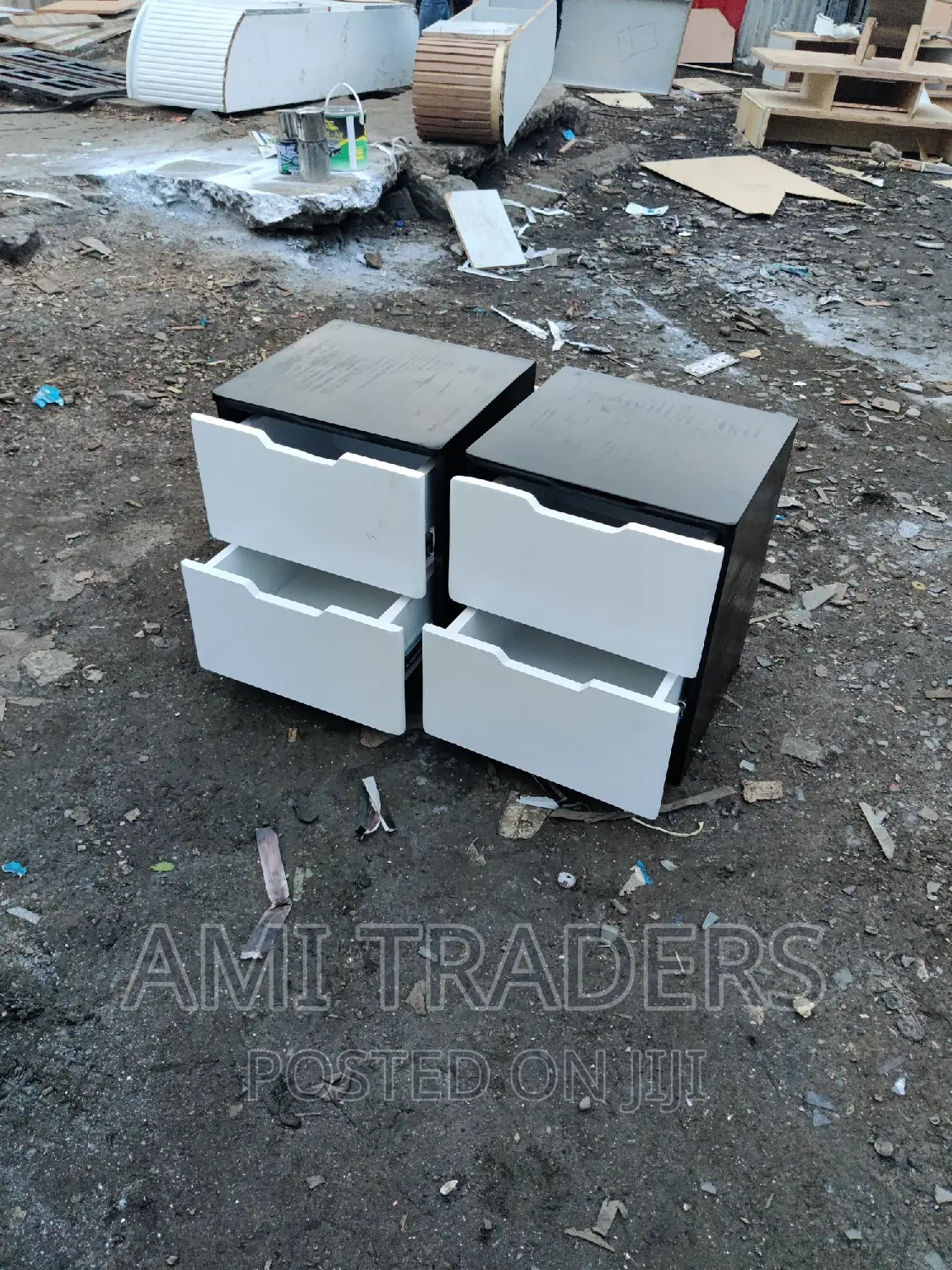 Side Drawers