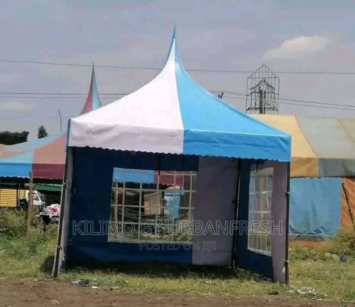 50 Seater High Peak Tent.