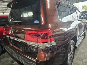 Toyota Land Cruiser 2017 Brown