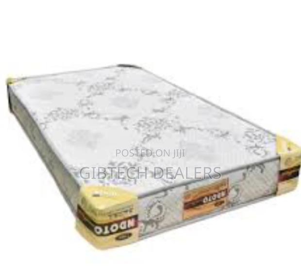 4.5 by 6 High Density Mattress 10 Inches Quilted