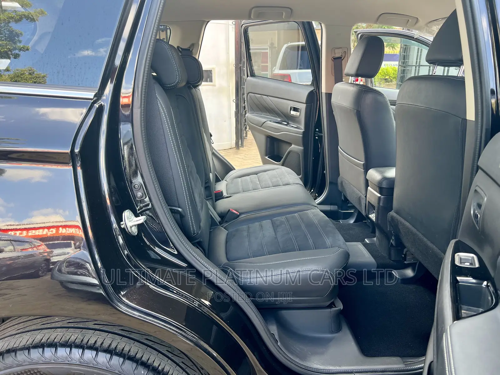 Mitsubishi Outlander 2.0 PHEV AWD 2017 Black