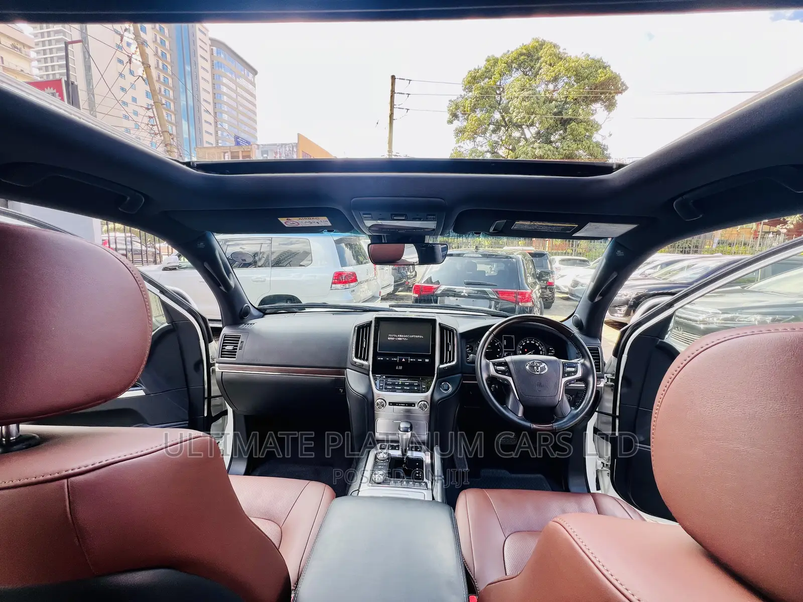 Toyota Land Cruiser 4.6 V8 ZX 2018 White
