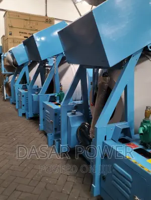 Self-Loading Diesel Concrete Mixer