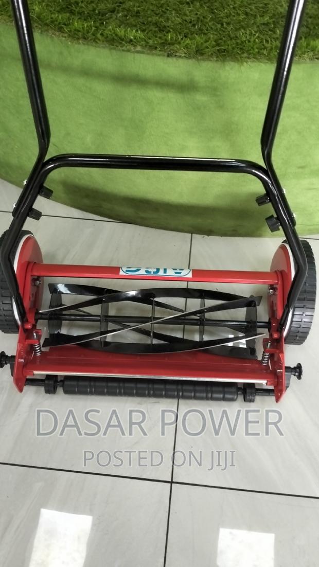 Manual Lawn Mowers - thumbnail 4