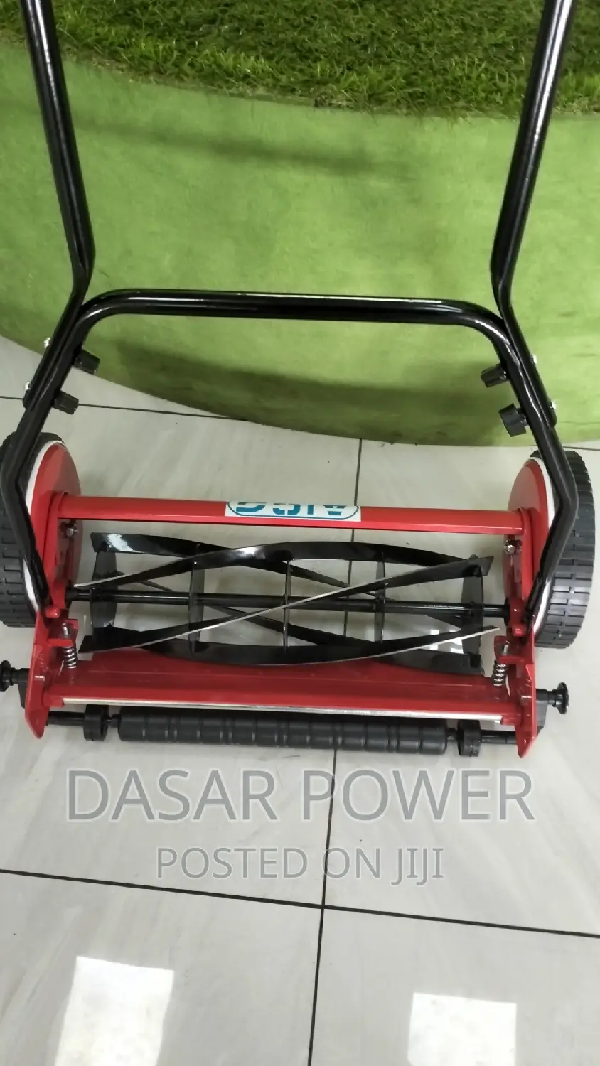 Manual Lawn Mowers