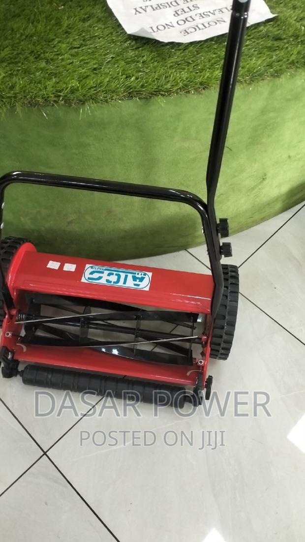 Manual Lawn Mowers - thumbnail 6