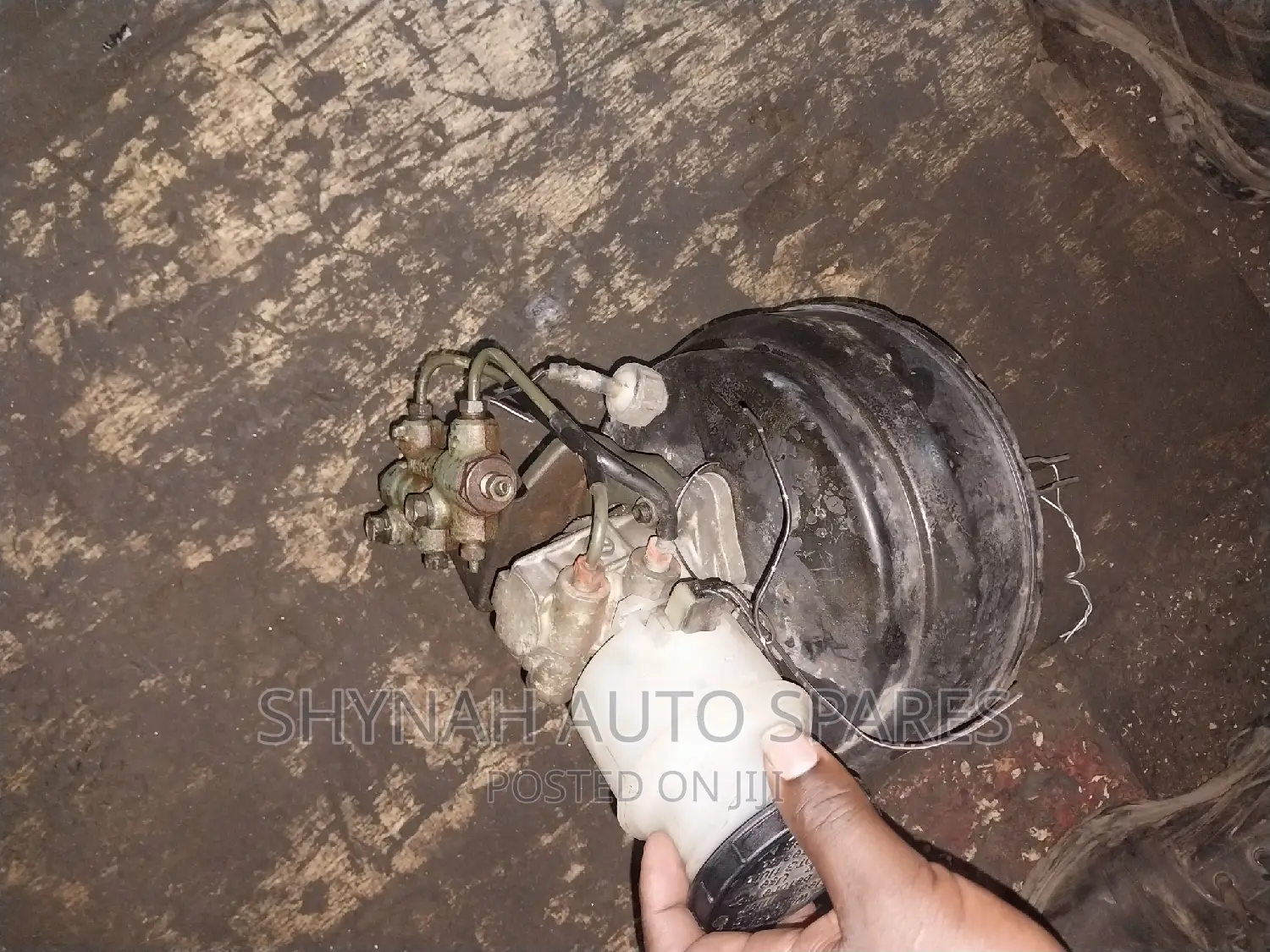 Isuzu Trooper Brake Master Cylinder and Booster Complete