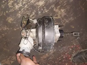 Isuzu Trooper Brake Master Cylinder and Booster Complete