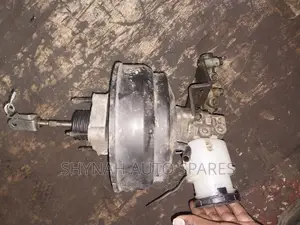 Isuzu Trooper Brake Master Cylinder and Booster Complete
