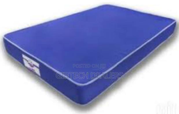 4 by 6 Medium Density Mattress 10 Inches Quilted