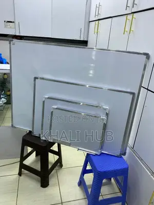 »White Board, White Board, White Board White Board»