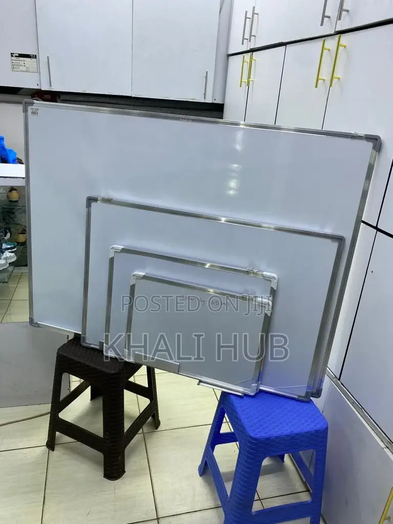 »White Board, White Board, White Board White Board»