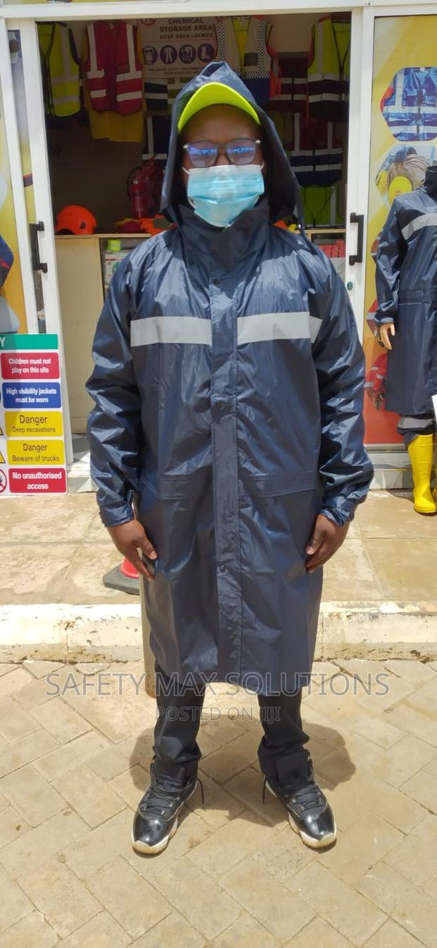 Reflective Rain Coats With Lining - thumbnail 4