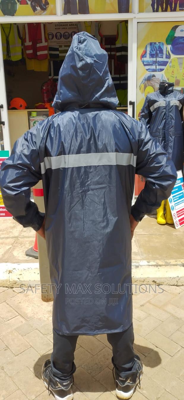 Reflective Rain Coats With Lining - thumbnail 3
