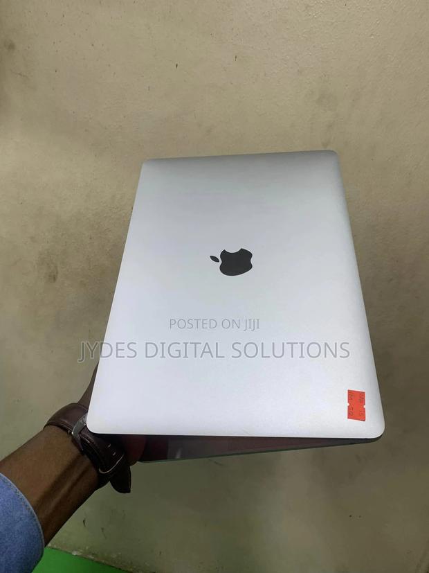 Laptop Apple MacBook Pro 2017 16GB Intel Core I5 SSD 256GB - thumbnail 3