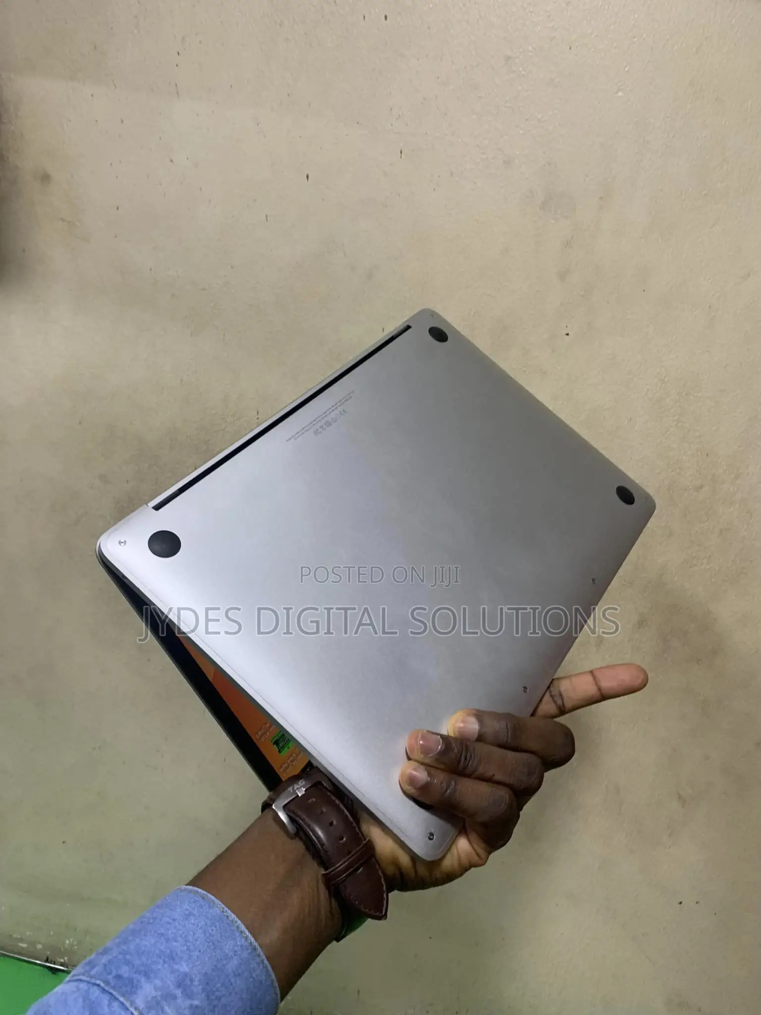 Laptop Apple MacBook Pro 2017 16GB Intel Core I5 SSD 256GB