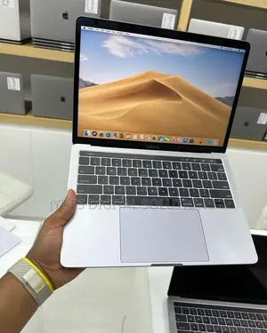 Laptop Apple MacBook Pro 2017 16GB Intel Core i5 SSD 256GB