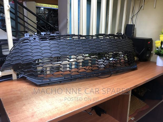 Toyota Fielder 165 Lowe Grill