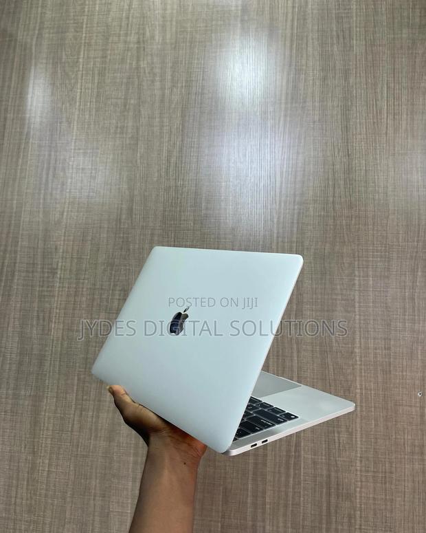 Laptop Apple MacBook Pro 2017 16GB Intel Core I5 SSD 256GB - thumbnail 2