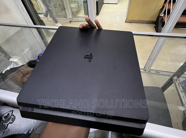 Playstation 4 Slim 500 Gb - thumbnail 4