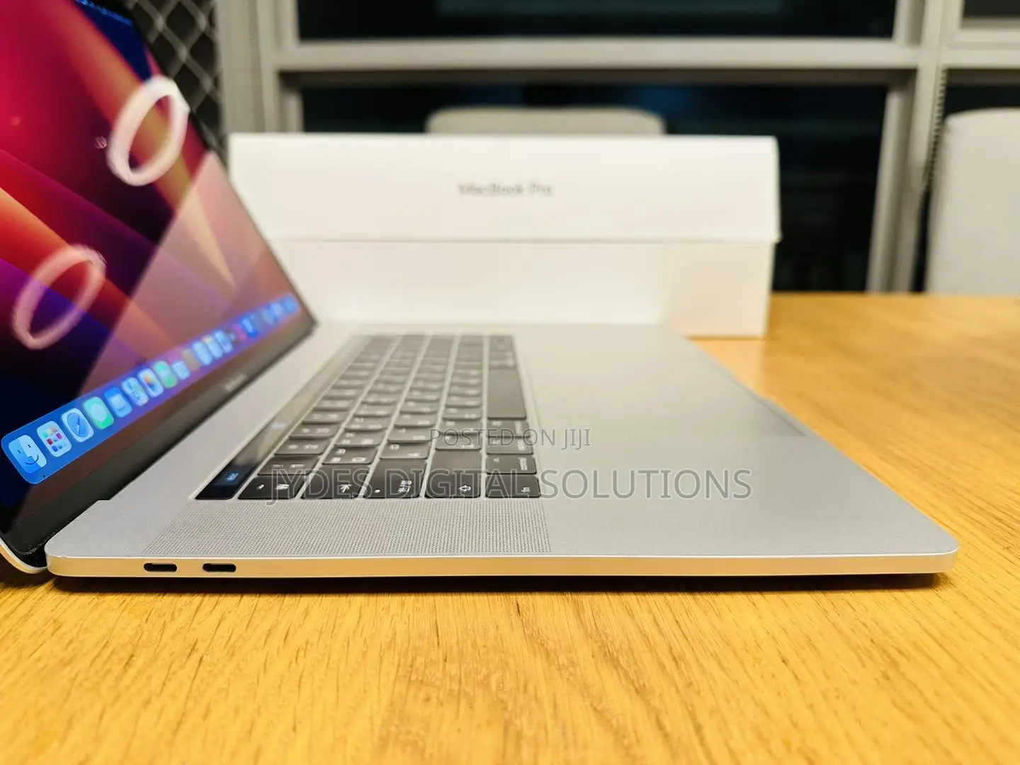 Laptop Apple MacBook Pro 2017 16GB Intel Core I7 SSD 256GB