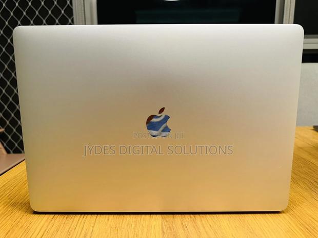 Laptop Apple MacBook Pro 2017 16GB Intel Core I7 SSD 256GB - thumbnail 4
