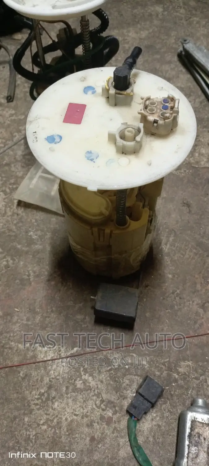 Harrier New Model 2014 Fuel Pump