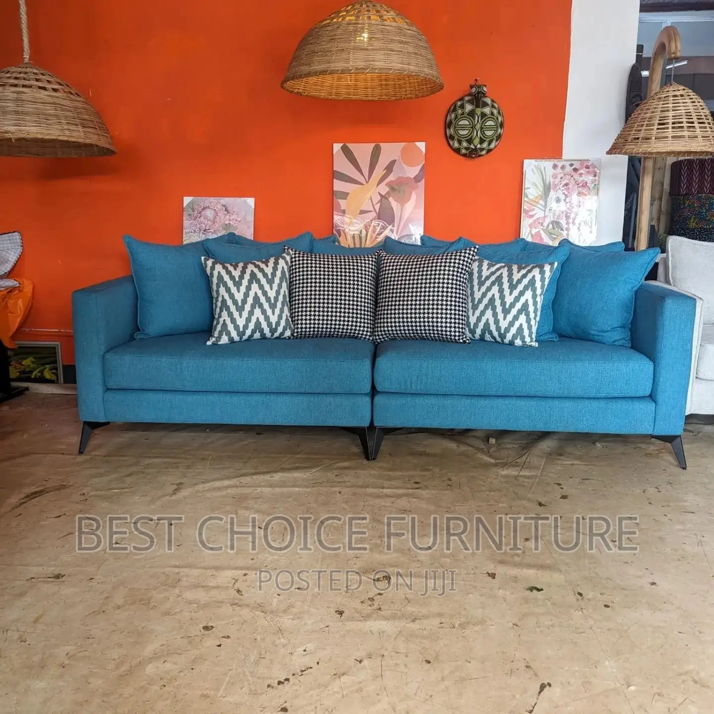 4 Seaters Contemporary Design Luxury Couch Masterpiece in Kahawa