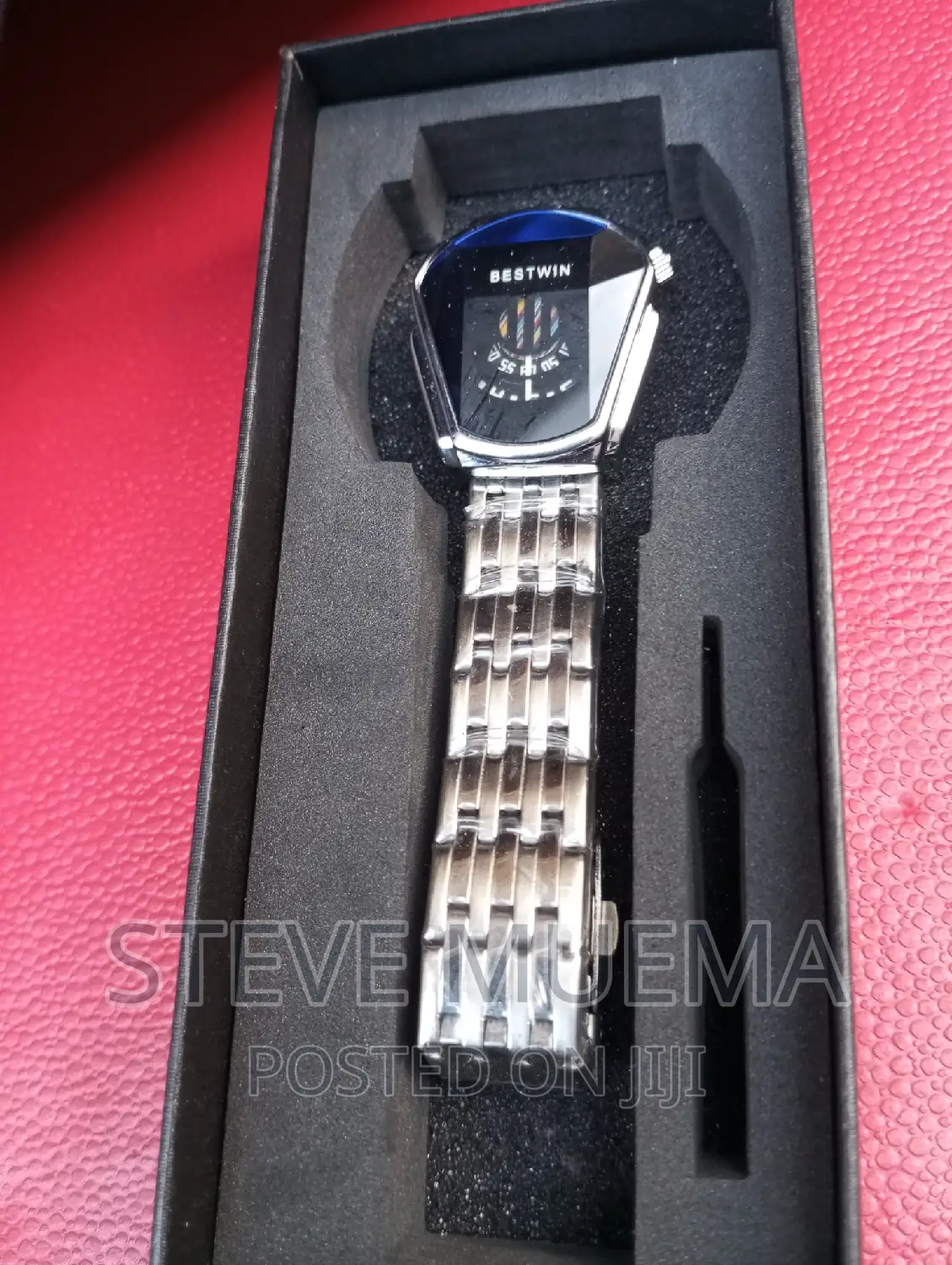 Bestwin Watch