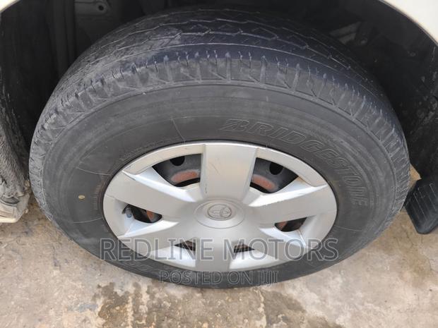 Toyota Grand HiAce 2016 Silver - thumbnail 5
