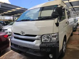 Toyota Grand HiAce 2016 Silver