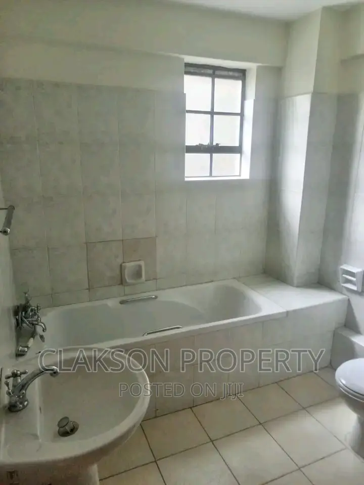 3bdrm Apartment in Kilimani for rent