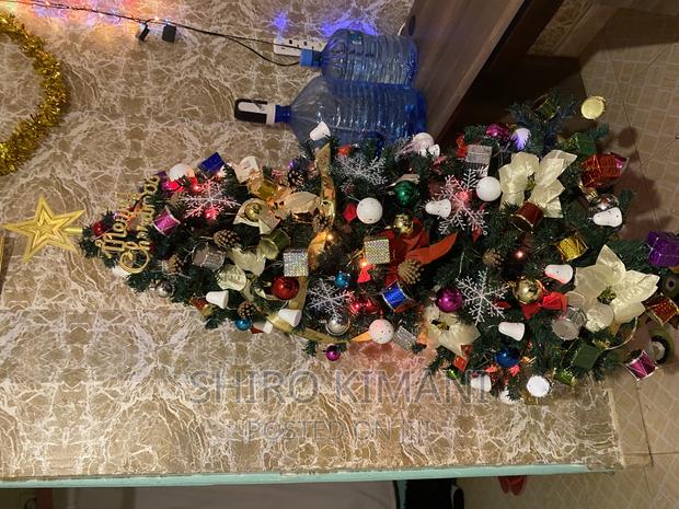 6ft Quality Christmas Tree - thumbnail 2