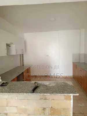 3bdrm Apartment in Madaraka for rent