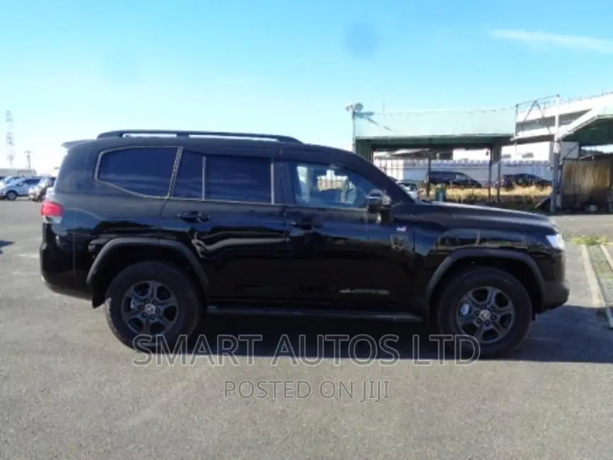 New Toyota Land Cruiser 2023 Black