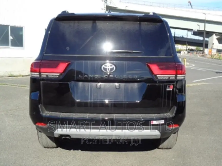 New Toyota Land Cruiser 2023 Black