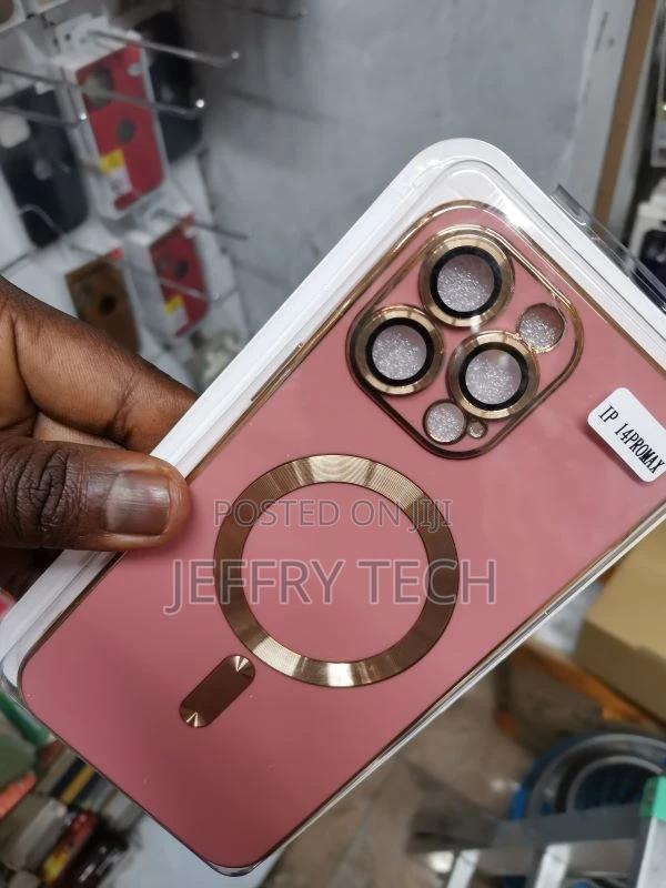 Gold Soft Case With Magsafe for Apple iPhone 14 Pro Max Pink - main view
