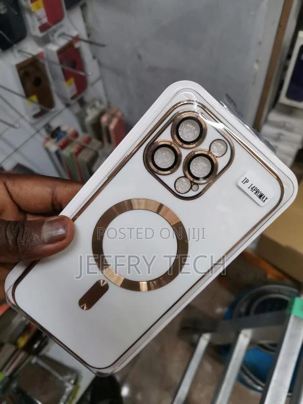 iPhone 14 Pro Max Gold Electroplated White Case Logo View - thumbnail 2