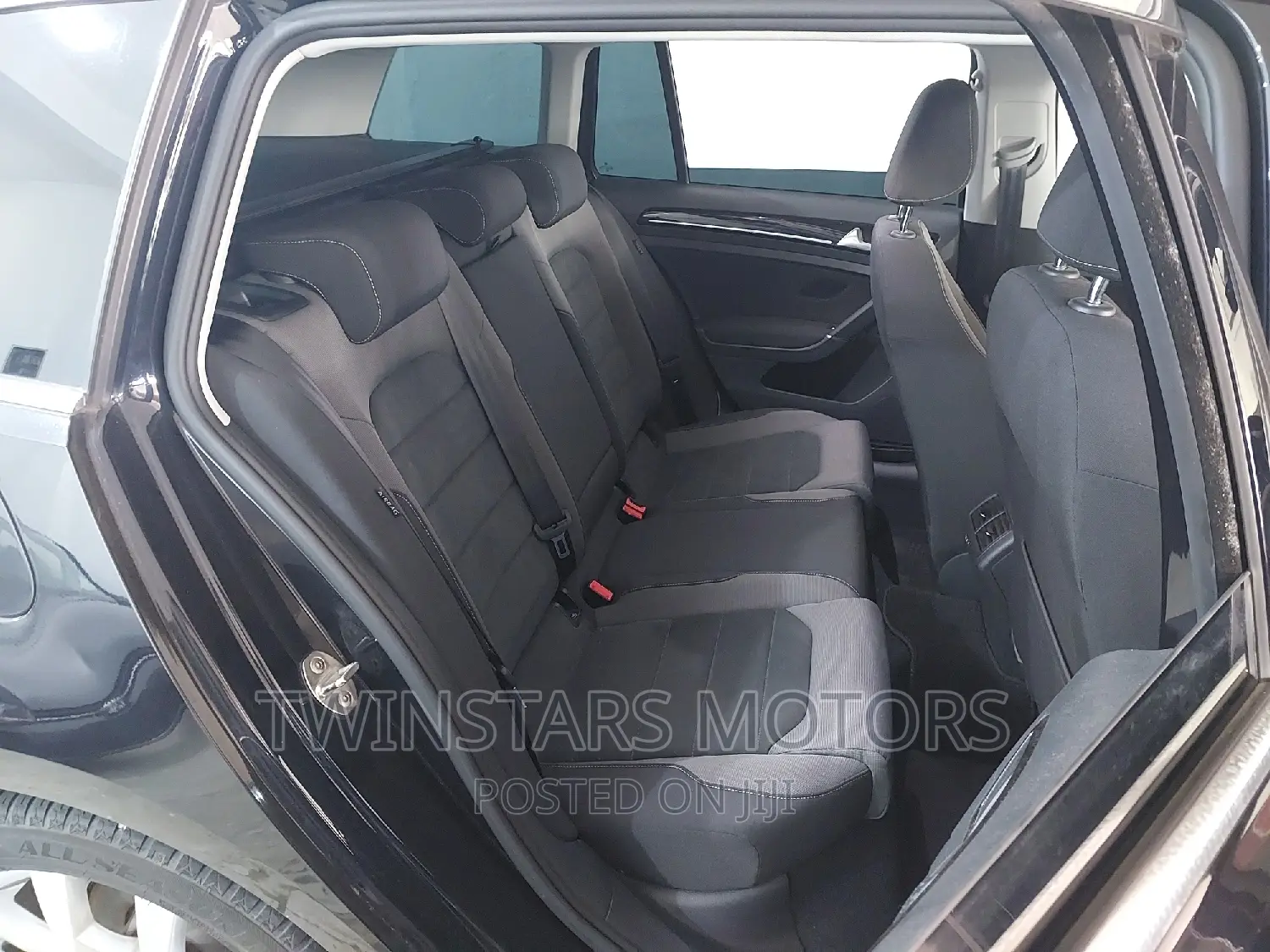 Volkswagen Golf 2017 Matt Black