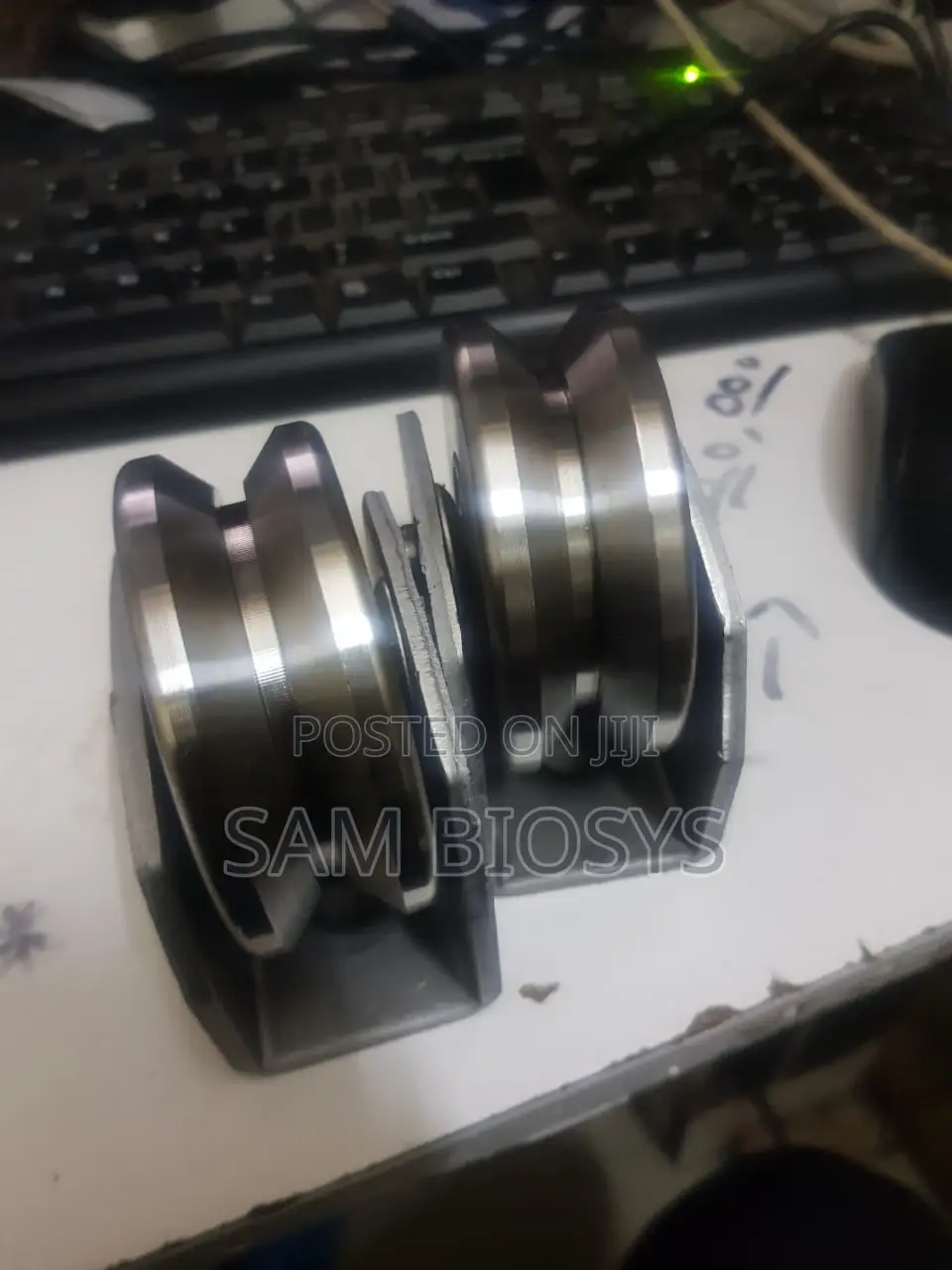 Steel Sliding Gate Wheel Per Pair