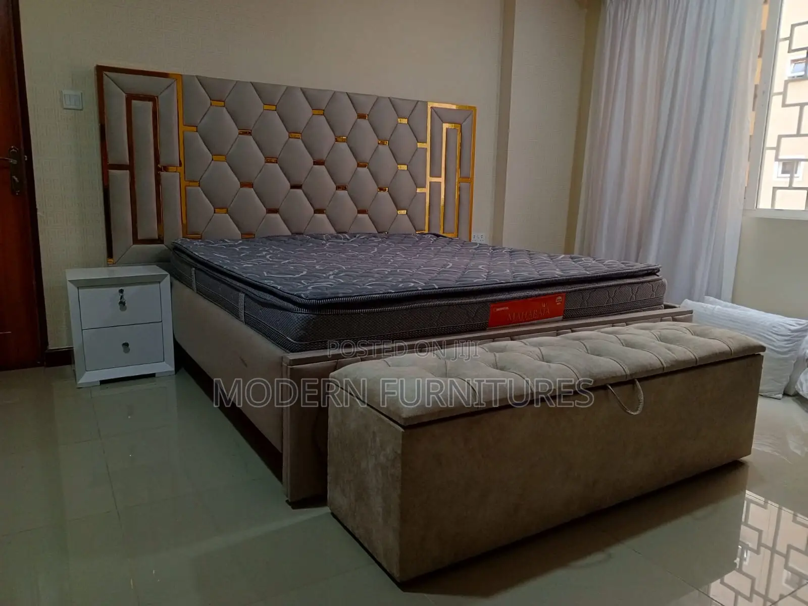 5/6 Modern Bed