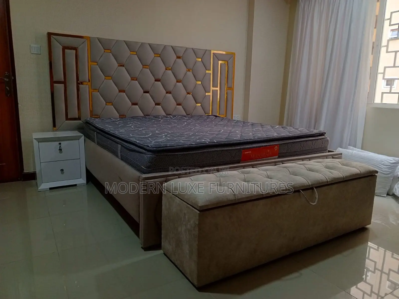 5/6 Modern Bed
