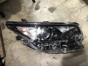 Toyota Auris 2017 Non Xenon Headlight