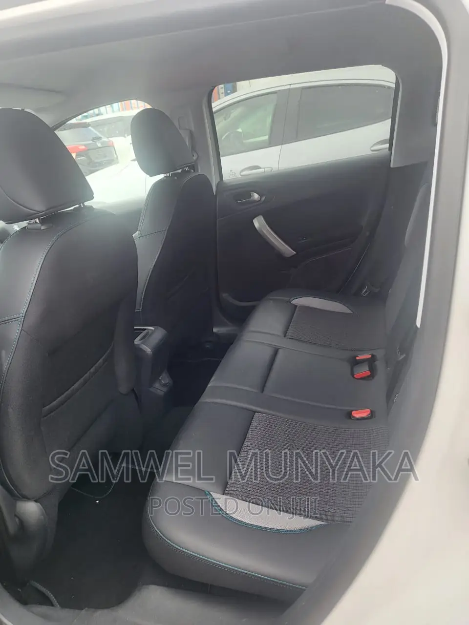 Peugeot 2008 1.6 BlueHD (120 Hp) 2016 Pearl