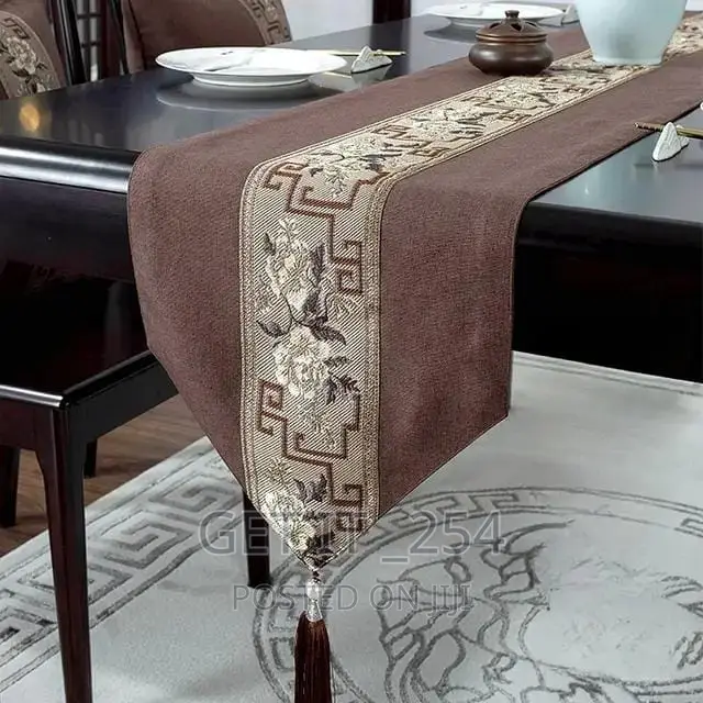 Table Runners 
210cm
