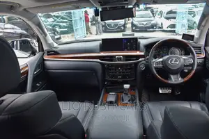 Lexus LX 2017 White