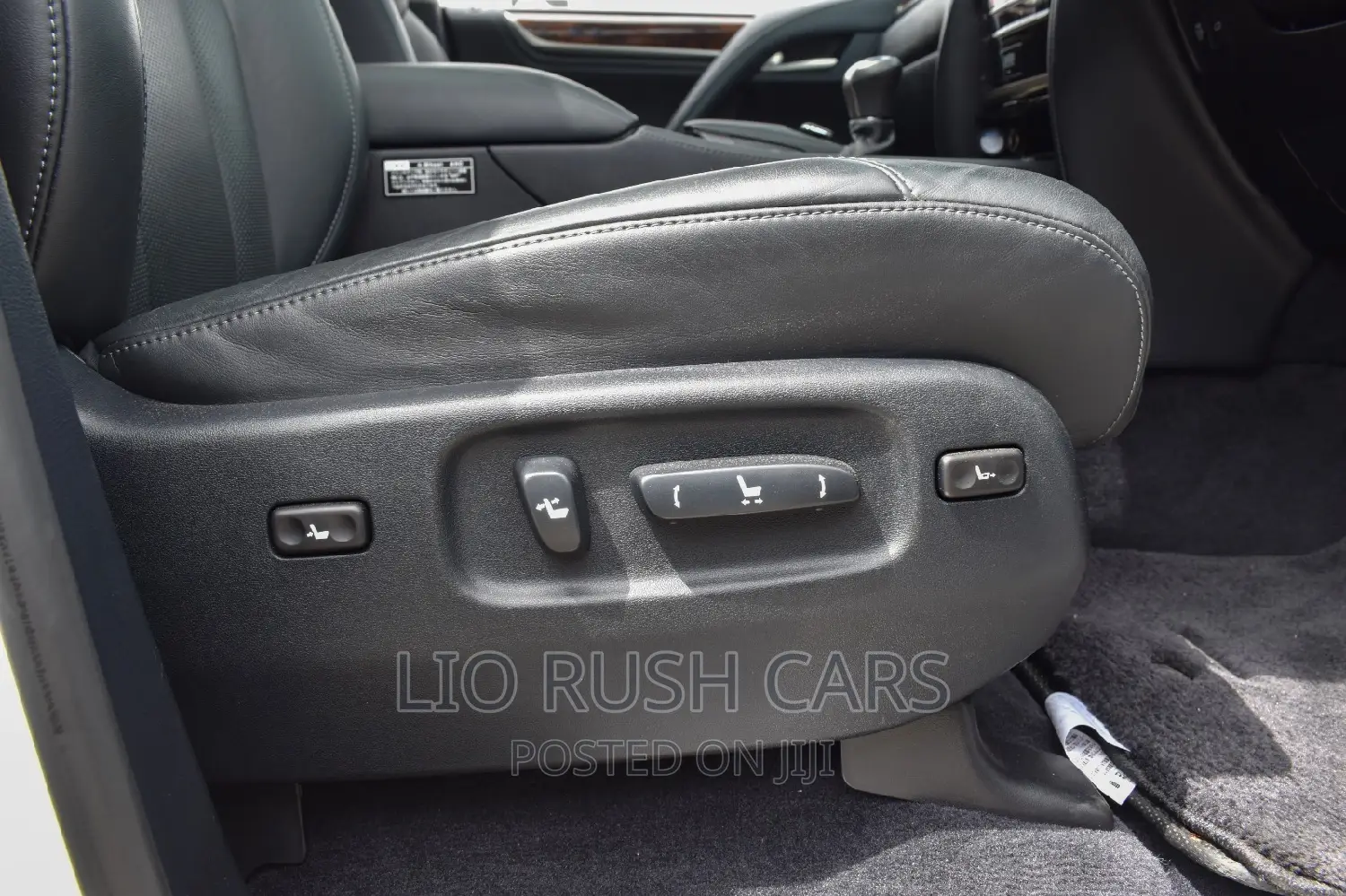 Lexus LX 2017 White