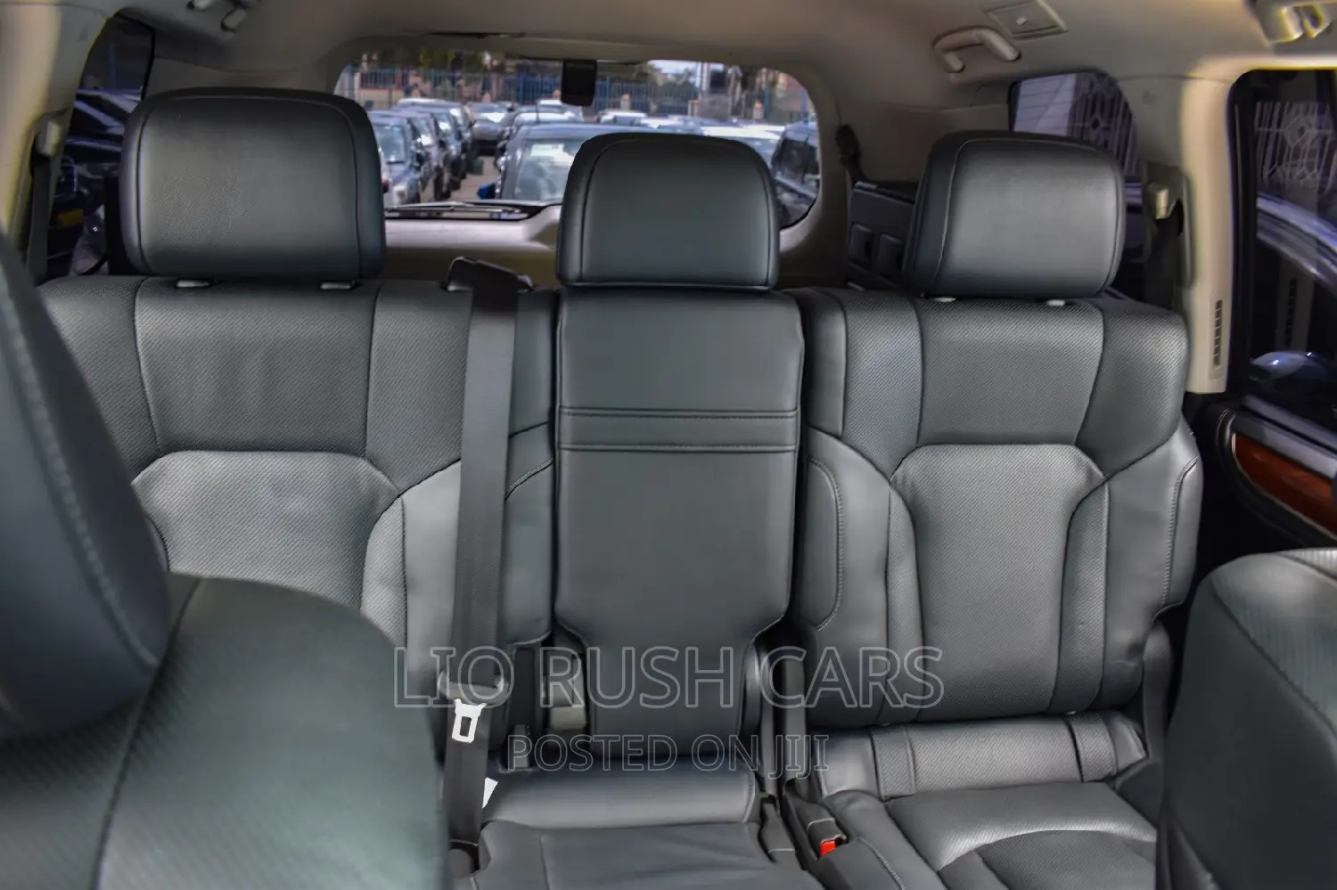 Lexus LX 2017 White