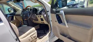 Toyota Land Cruiser Prado 2.8 2018 White